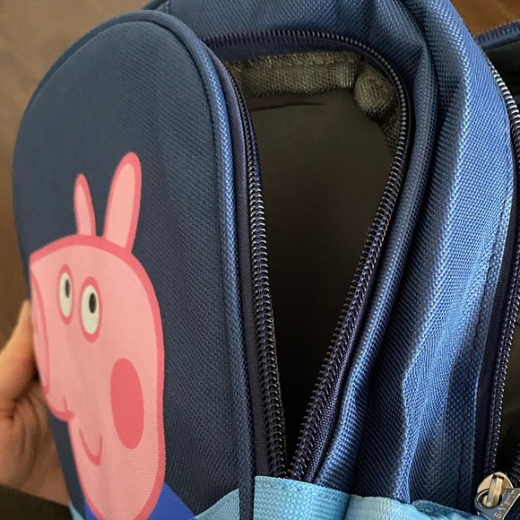Strong durable Peppa pig backpack - Picture 3 of 4